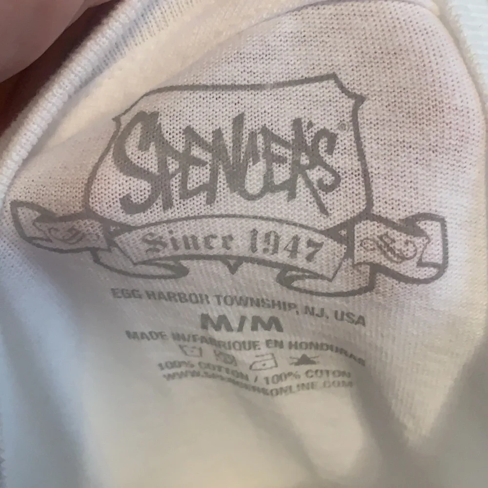 NWOTS Size Medium Spencers Cat Shirt - Picture 4 of 4